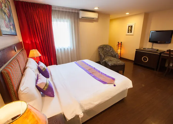 Club Mahindra Mac Boutique
